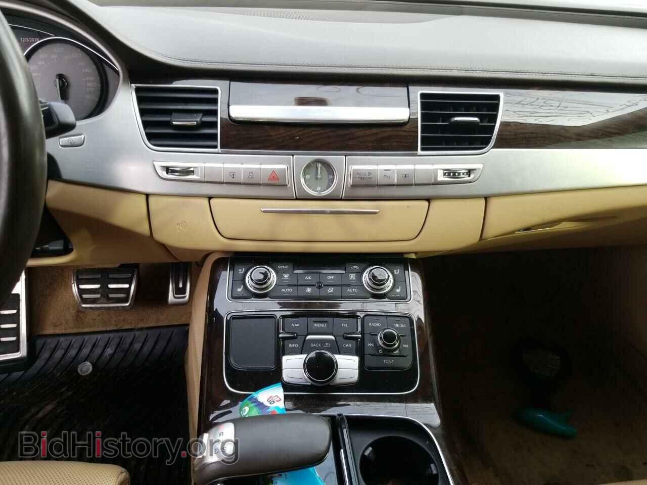 2014 Audi S8 - VIN: WAUD2AFDXEN006312 - Фото 4