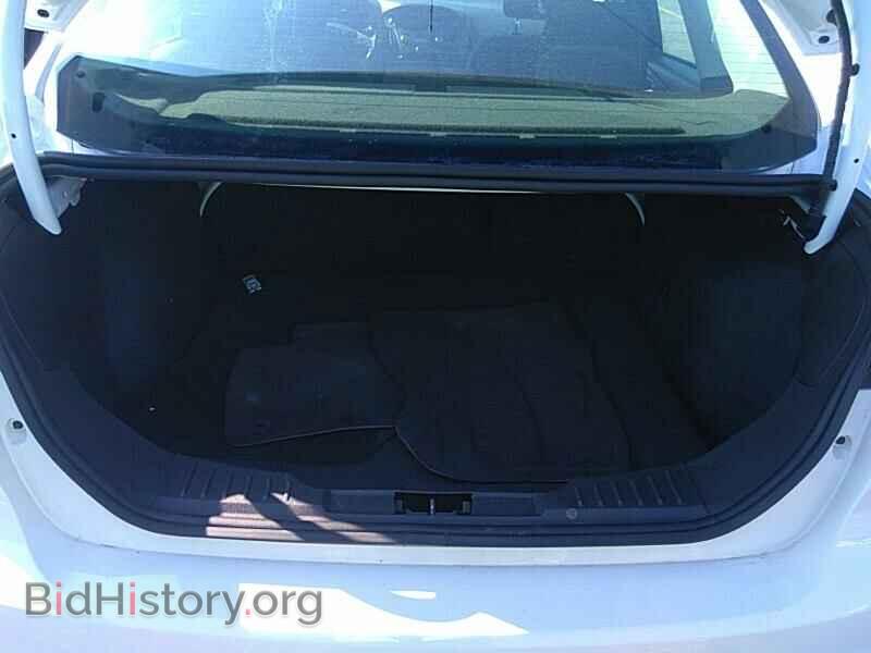 2017 Ford Focus - VIN: 1FADP3F22HL324834 - Фото 7