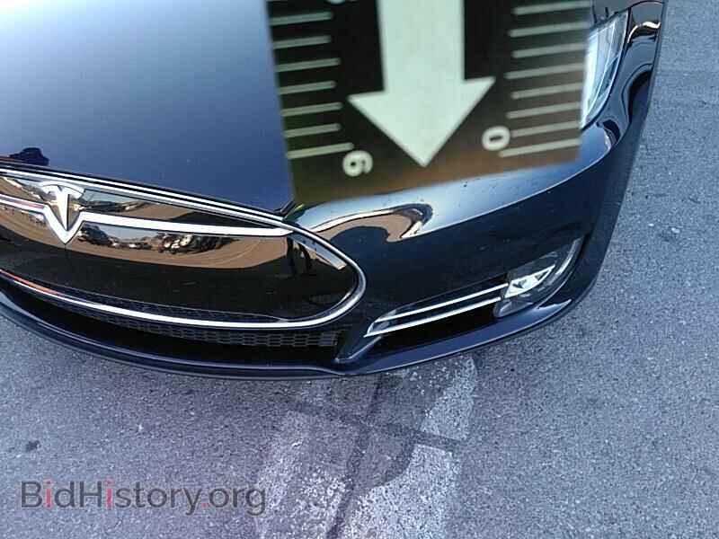 2013 Tesla Model S - VIN: 5YJSA1DP8DFP16106 - Photo 13