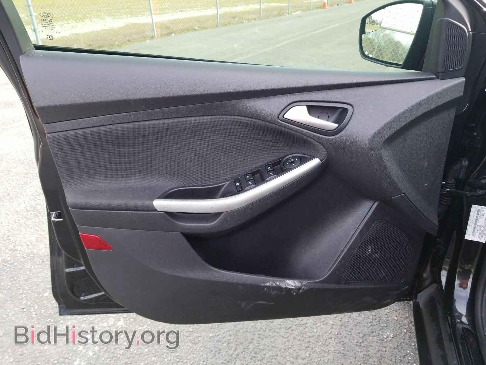 2013 Ford Focus - VIN: 1FADP3F26DL225461 - Фото 9