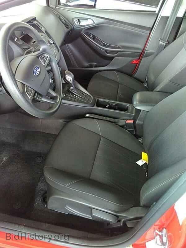 2017 Ford Focus - VIN: 1FADP3F22HL259645 - Photo 3