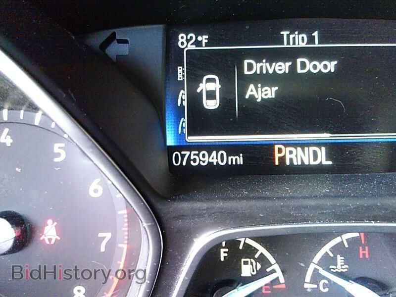 2017 Ford Focus - VIN: 1FADP3F22HL259645 - Photo 5