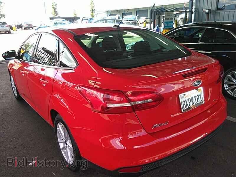2017 Ford Focus - VIN: 1FADP3F22HL259645 - Photo 10