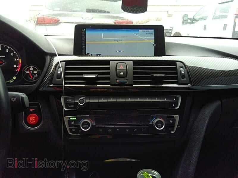 2015 BMW M4 - VIN: WBS3R9C57FK330951 - Фото 4