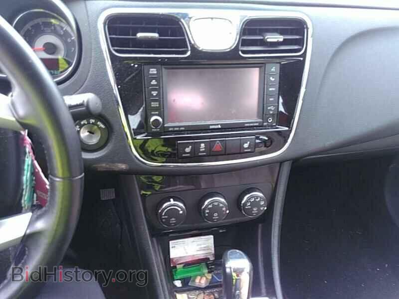 2011 Chrysler 200 - VIN: 1C3BC2FG8BN580432 - Фото 4