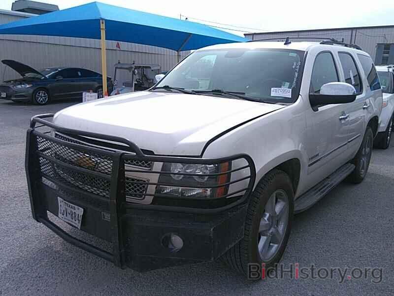 Photo 1GNSCCE09DR156878 - Chevrolet Tahoe 2013