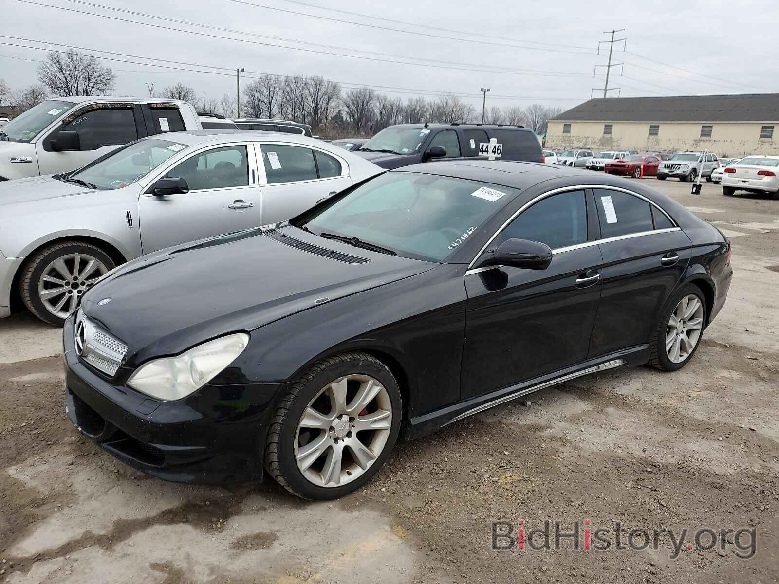 Photo WDDDJ72X29A145815 - Mercedes-Benz CLS-Class 2009