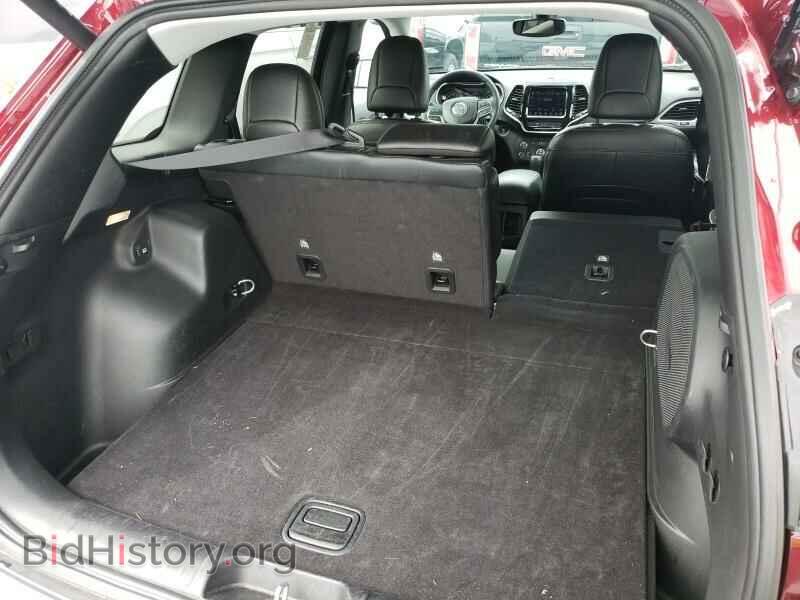 2019 Jeep Cherokee - VIN: 1C4PJMDX2KD412216 - Фото 7