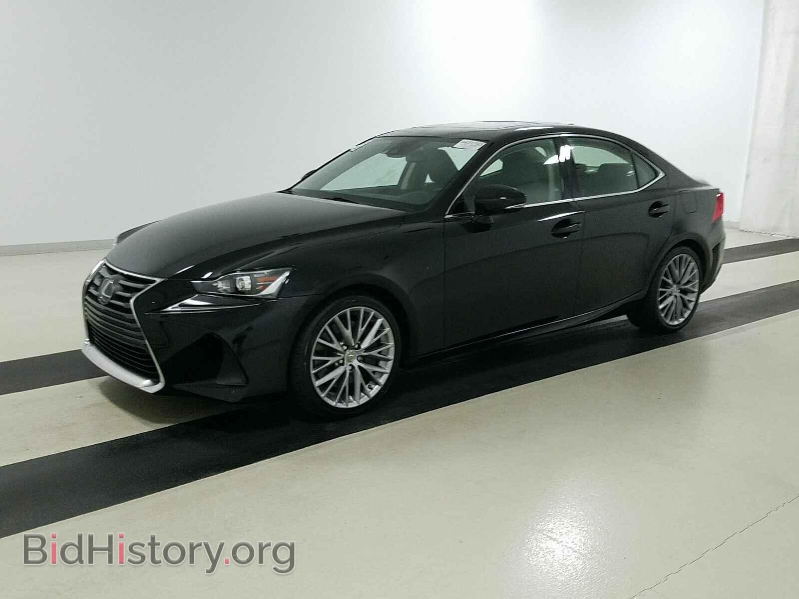 Photo JTHBA1D28H5046230 - Lexus IS 2017
