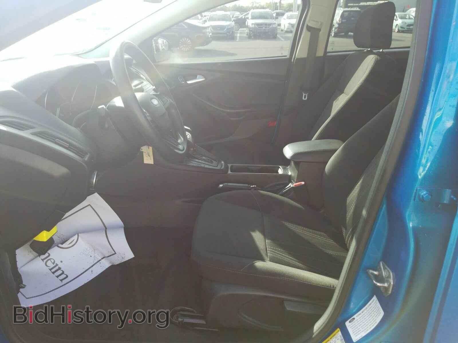 2015 Ford Focus - VIN: 1FADP3F20FL228648 - Photo 3