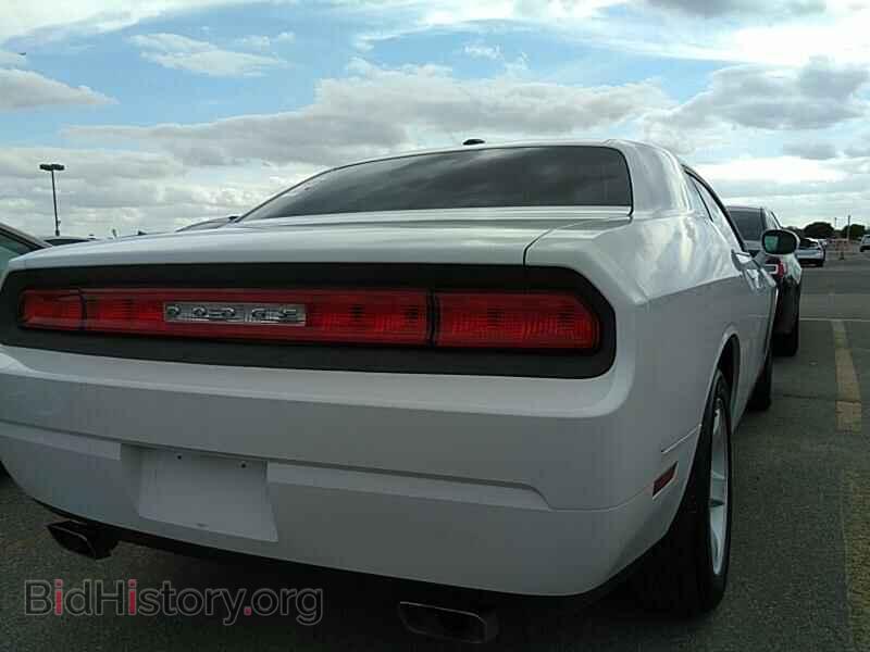 2014 Dodge Challenger - VIN: 2C3CDYAG1EH293538 - Фото 2