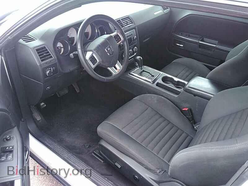 2014 Dodge Challenger - VIN: 2C3CDYAG1EH293538 - Фото 3