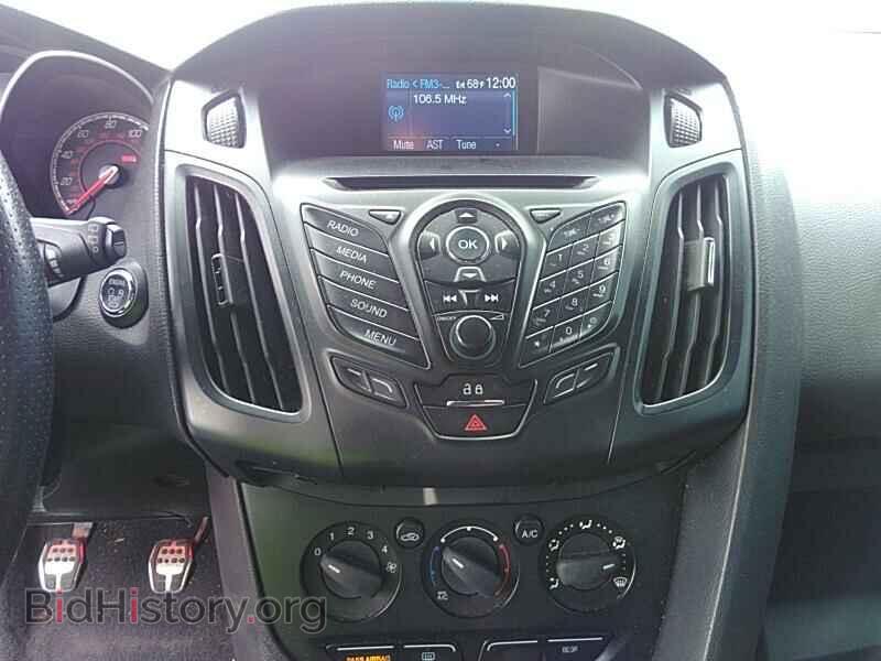 2014 Ford Focus - VIN: 1FADP3L96EL194070 - Фото 4