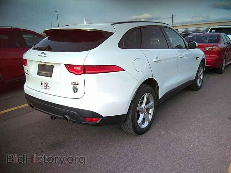 2017 Jaguar F-PACE - VIN: SADCJ2BV5HA894456 - Фото 2