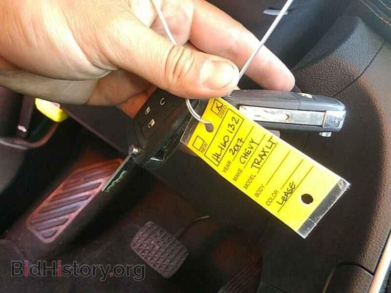 2017 Chevrolet Trax - VIN: 3GNCJLSB3HL160132 - Фото 8