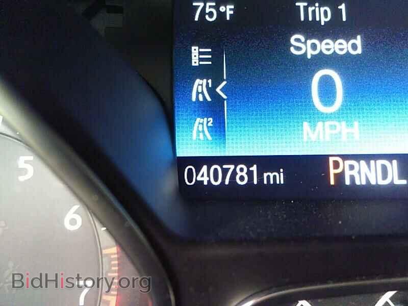 2017 Ford Focus - VIN: 1FADP3K25HL338233 - Photo 5