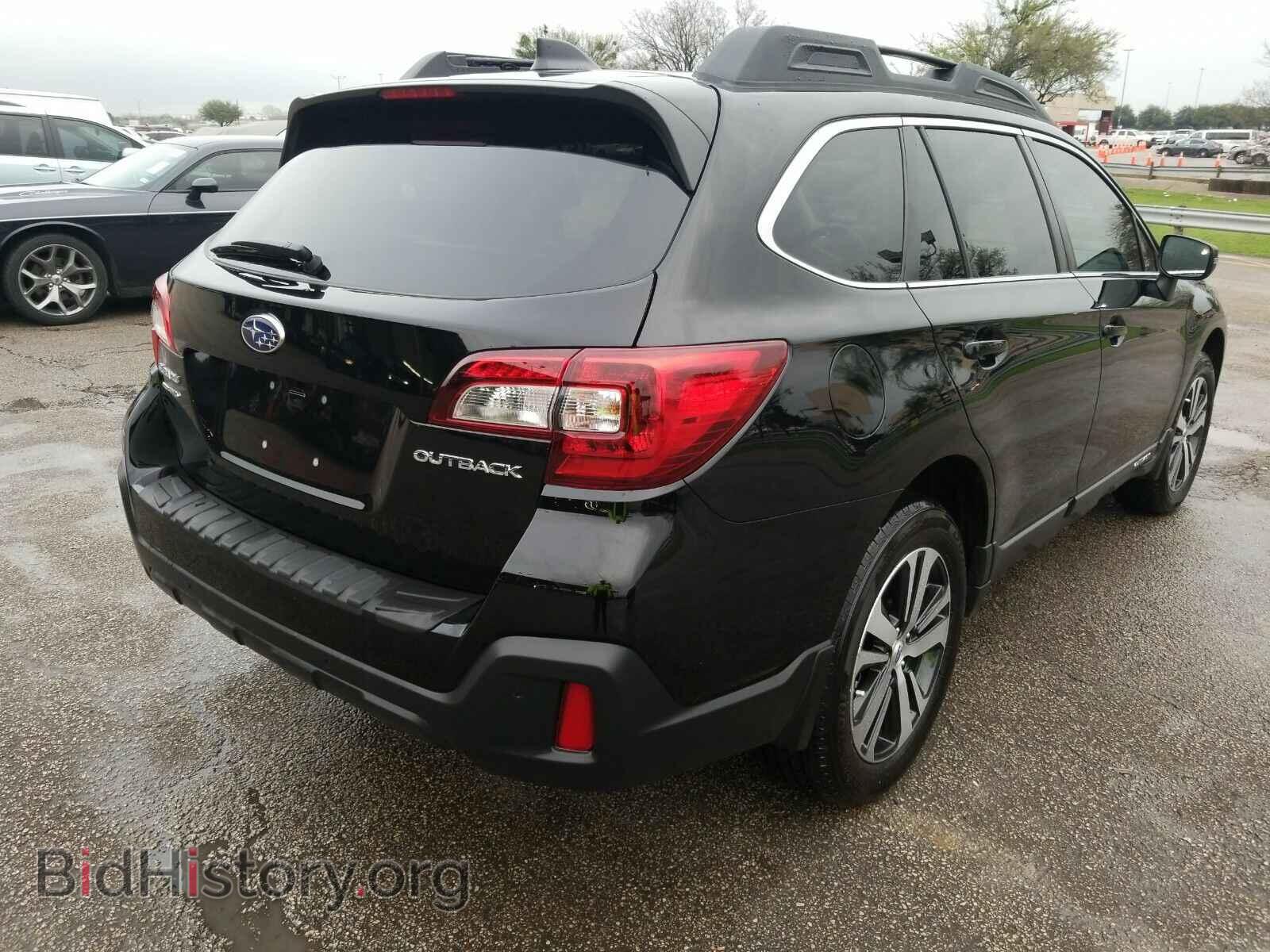 2019 Subaru Outback - VIN: 4S4BSANC5K3396306 - Фото 2