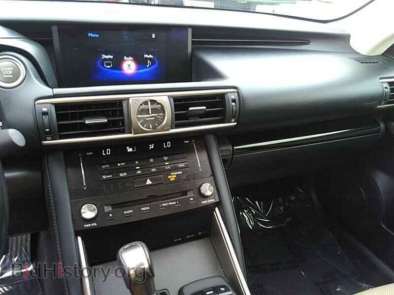 2017 Lexus IS - VIN: JTHBA1D22H5040634 - Фото 4