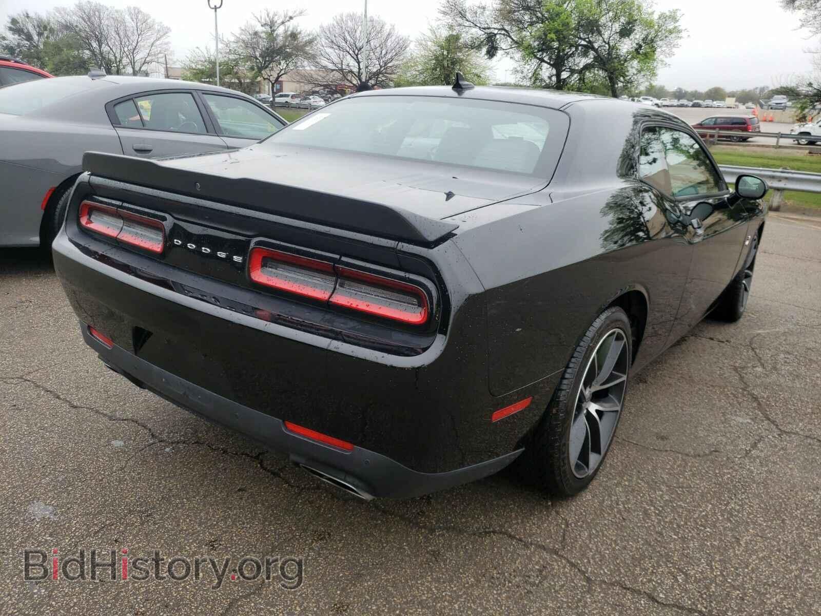 2017 Dodge Challenger - VIN: 2C3CDZFJ1HH560644 - Фото 2