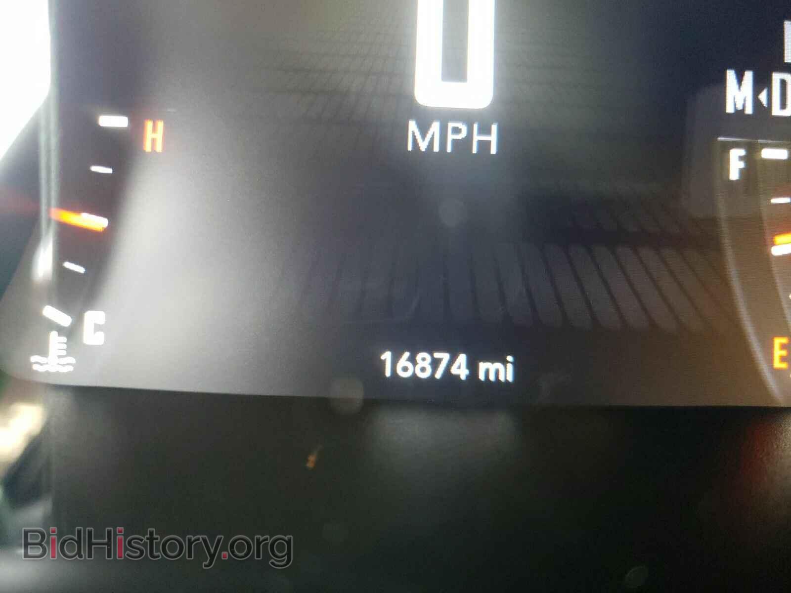 2017 Dodge Challenger - VIN: 2C3CDZFJ1HH560644 - Фото 5