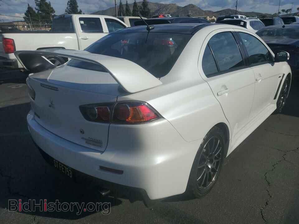 2015 Mitsubishi Lancer Evolution - VIN: JA32W7FV3FU028281 - Photo 2