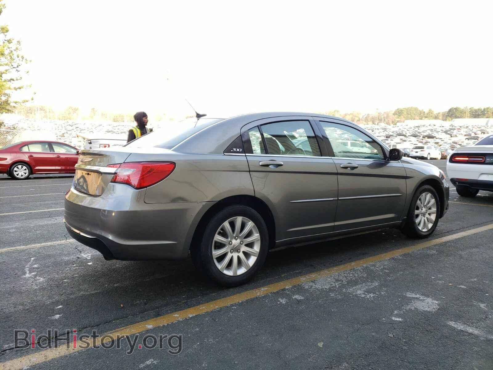 2012 Chrysler 200 - VIN: 1C3CCBBB1CN172063 - Фото 2