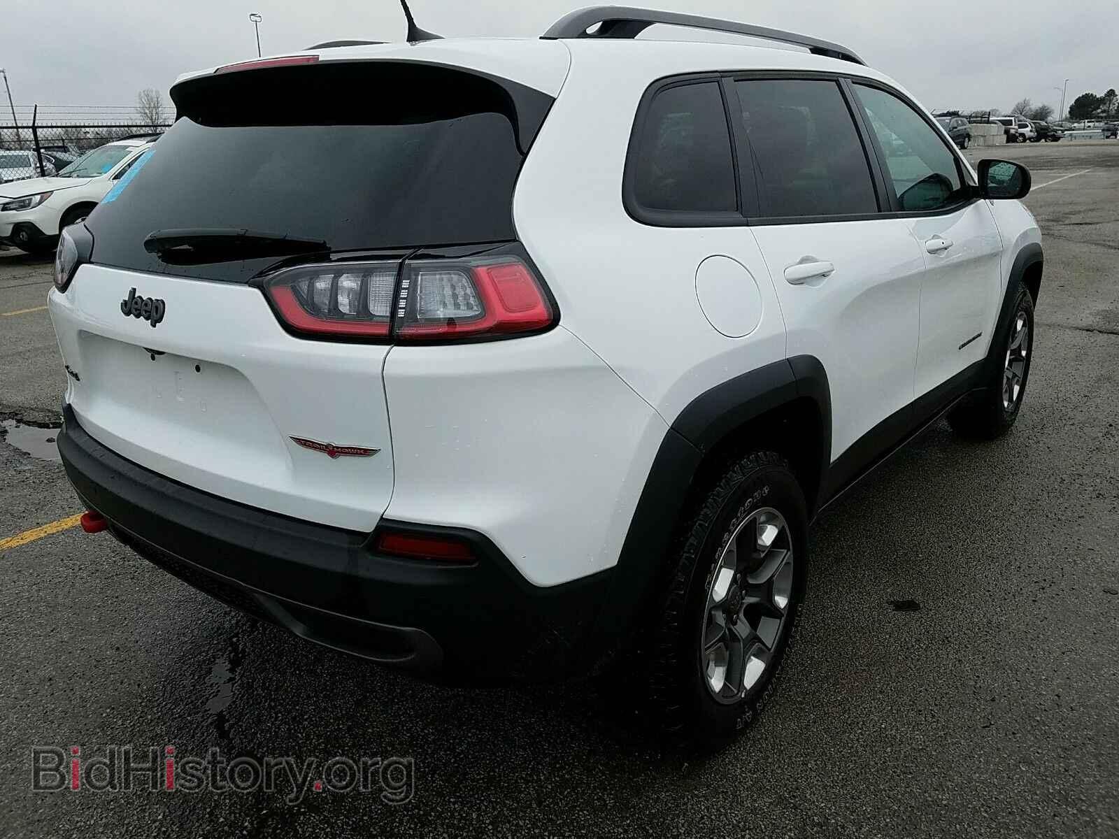 2019 Jeep Cherokee - VIN: 1C4PJMBX5KD463244 - Фото 2
