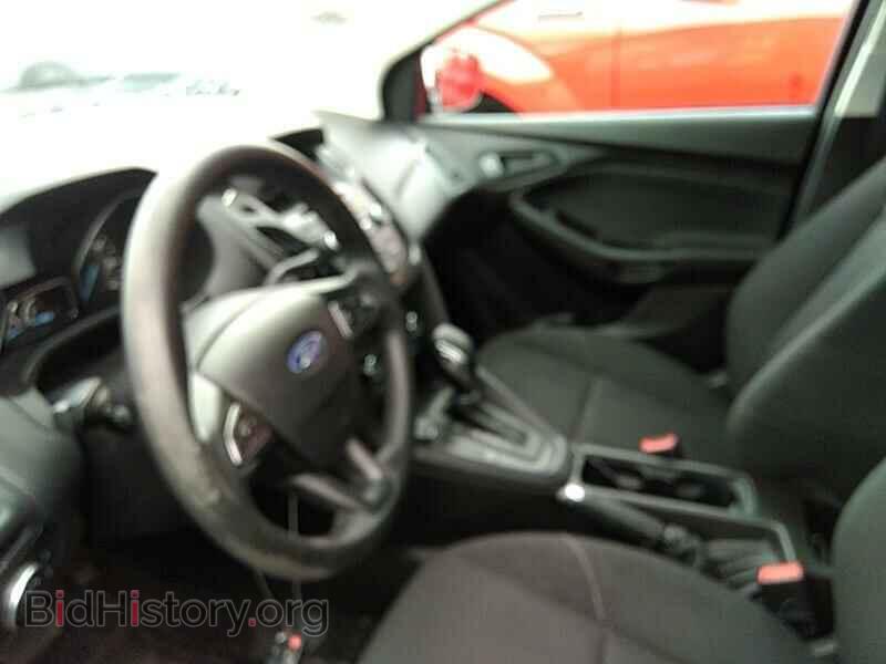 2016 Ford Focus - VIN: 1FADP3E20GL275813 - Фото 3