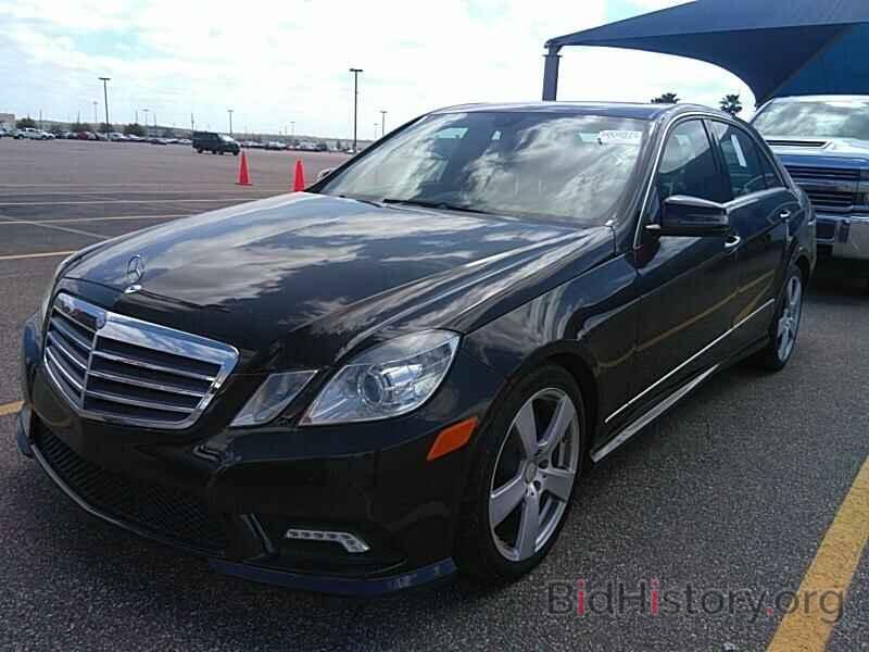 Photo WDDHF5GB1BA281203 - Mercedes-Benz E-Class 2011