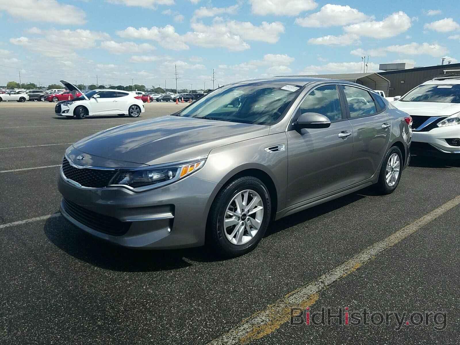 Photo 5XXGT4L3XGG102174 - Kia Optima 2016