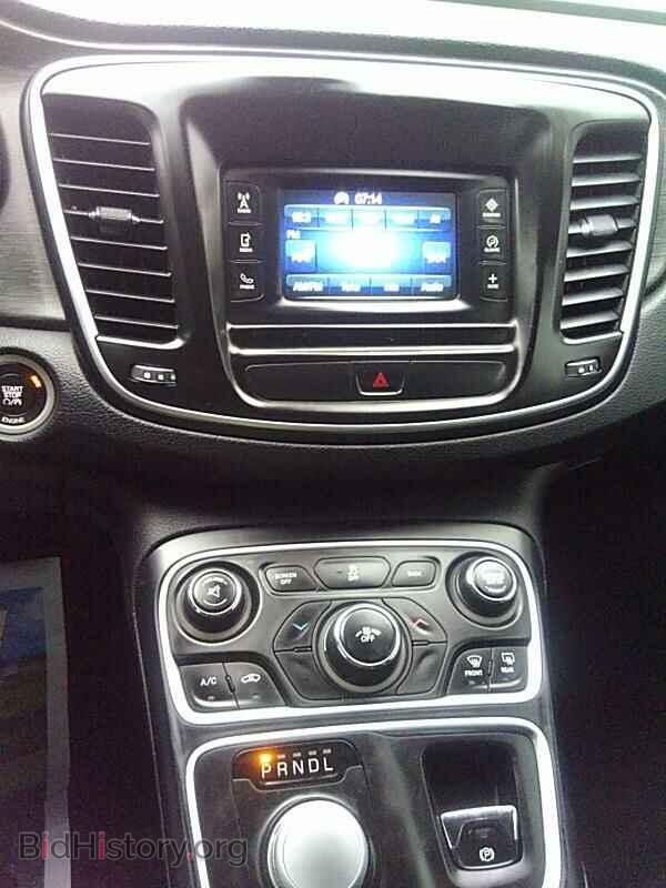 2016 Chrysler 200 - VIN: 1C3CCCAB9GN157971 - Фото 4