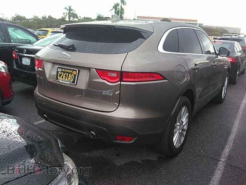 2017 Jaguar F-PACE - VIN: SADCK2BV9HA086768 - Фото 2