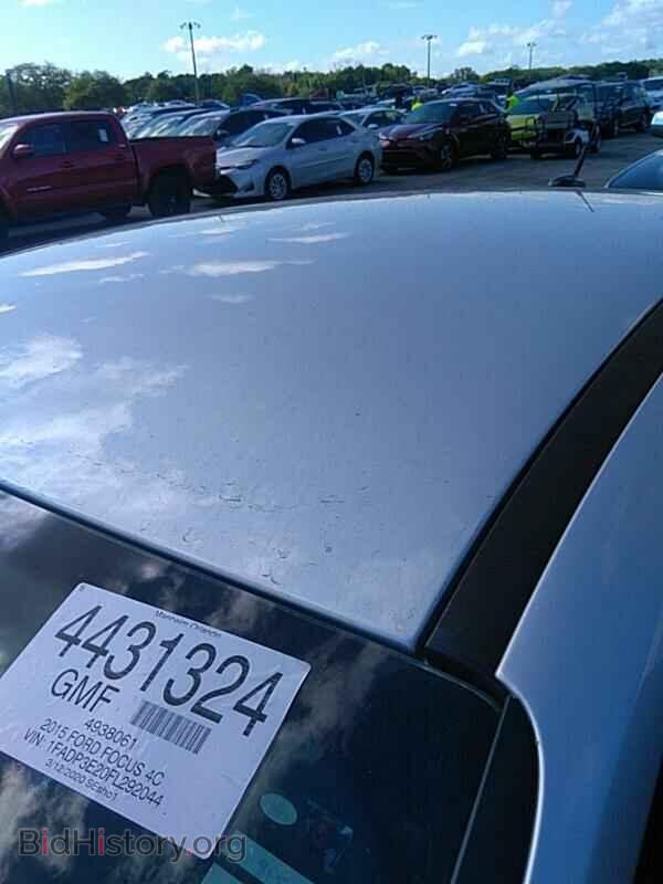 2015 Ford Focus - VIN: 1FADP3E20FL292044 - Photo 9