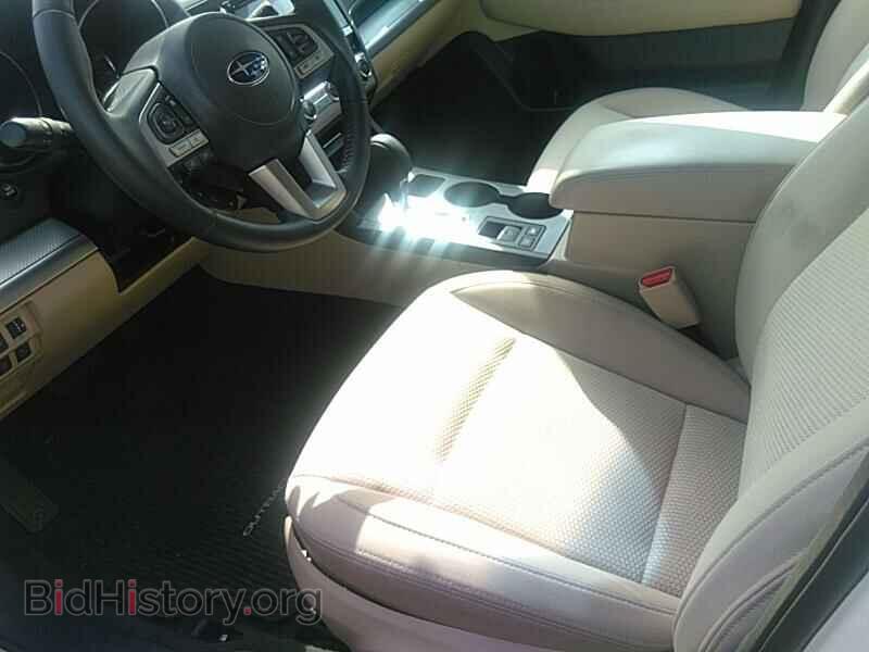 2017 Subaru Outback - VIN: 4S4BSAFC8H3395867 - Фото 3