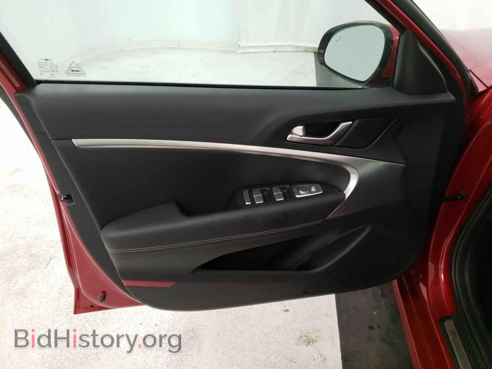 2019 Genesis G70 - VIN: KMTG64LA8KU026920 - Фото 9