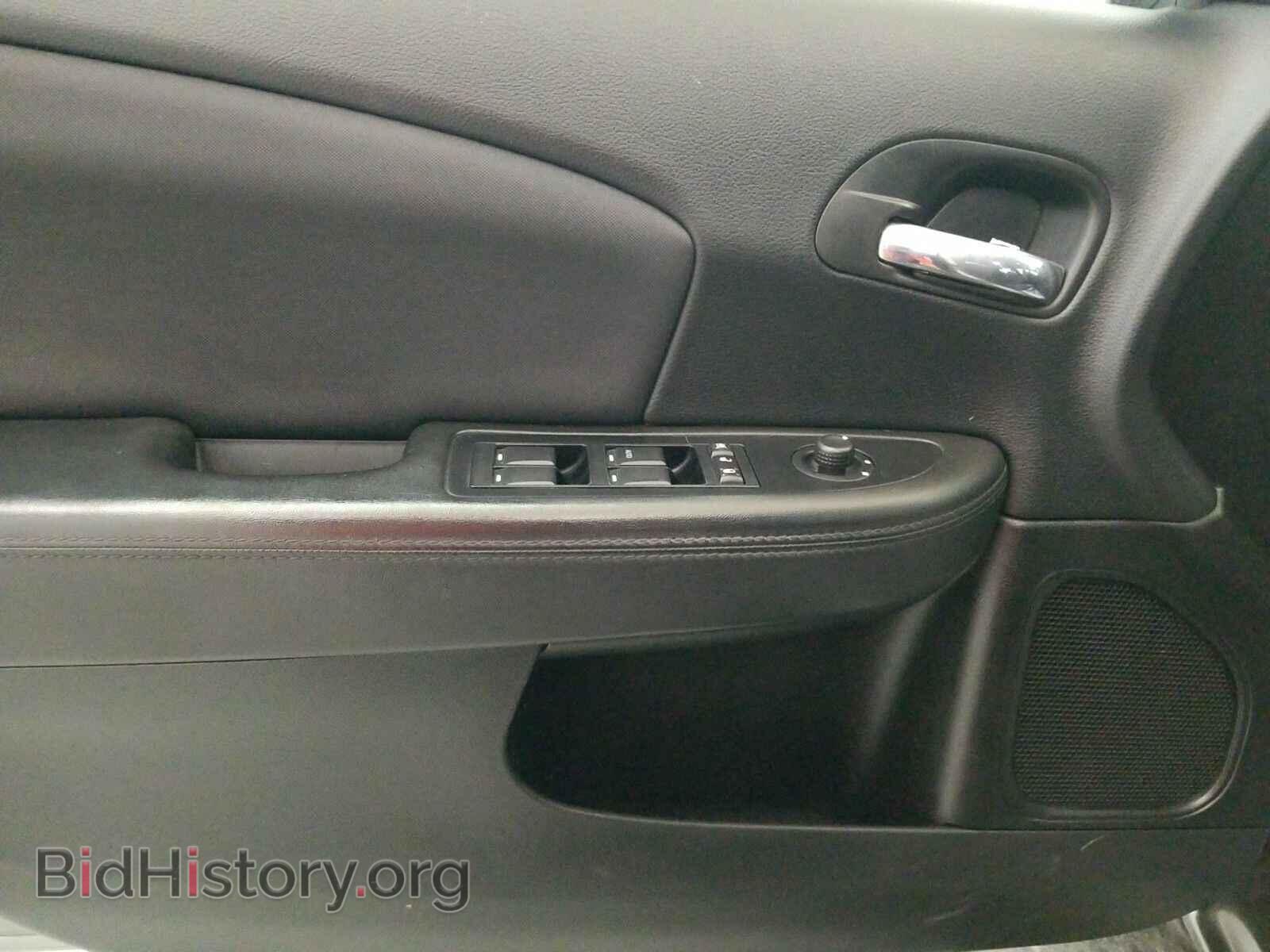 2013 Chrysler 200 - VIN: 1C3CCBBB9DN695008 - Photo 9