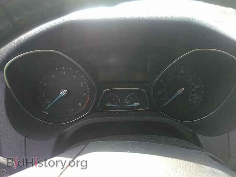 2014 Ford Focus - VIN: 1FADP3F21EL418389 - Photo 5