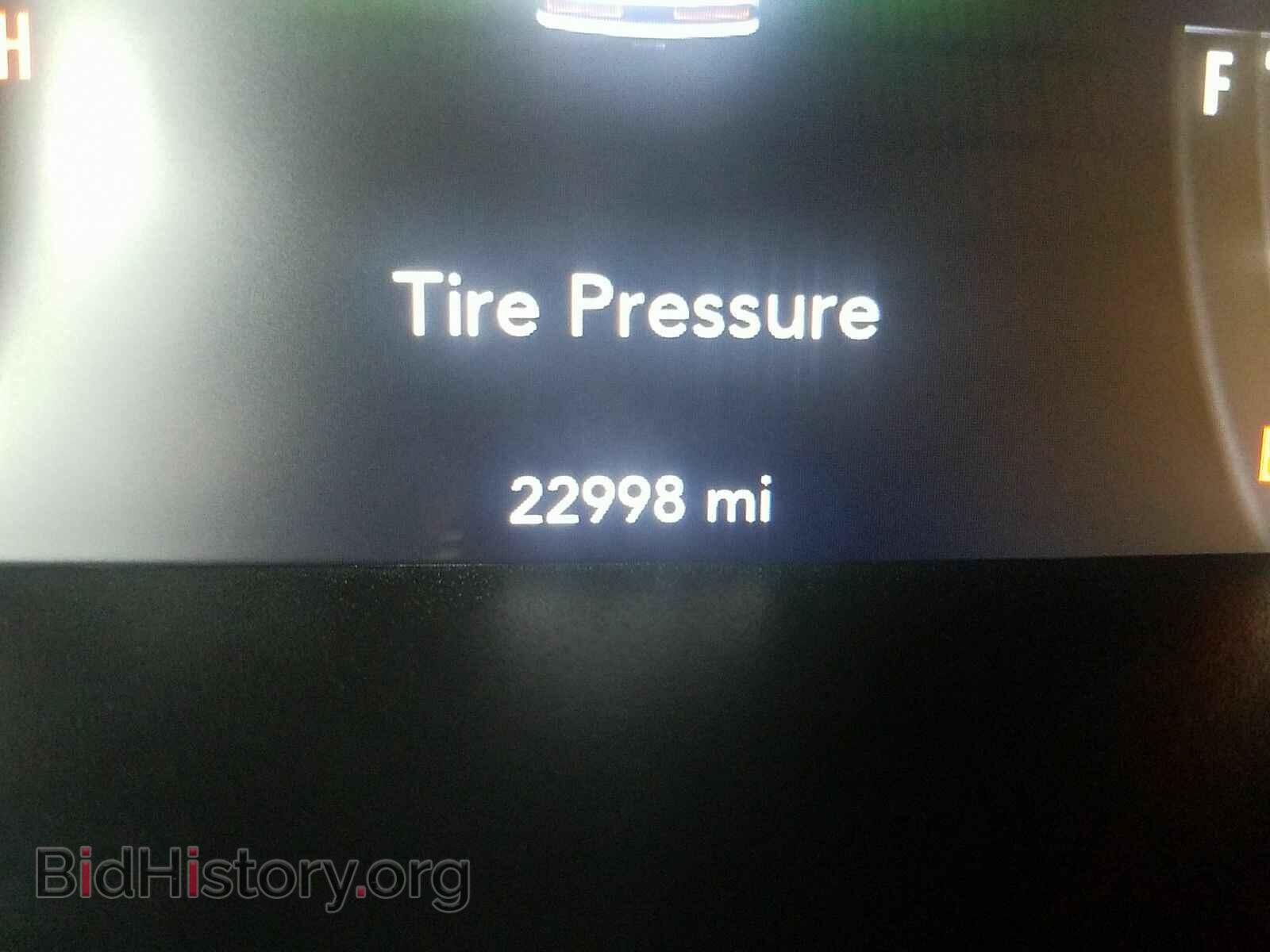 2018 Dodge Challenger - VIN: 2C3CDZAG0JH270509 - Фото 5