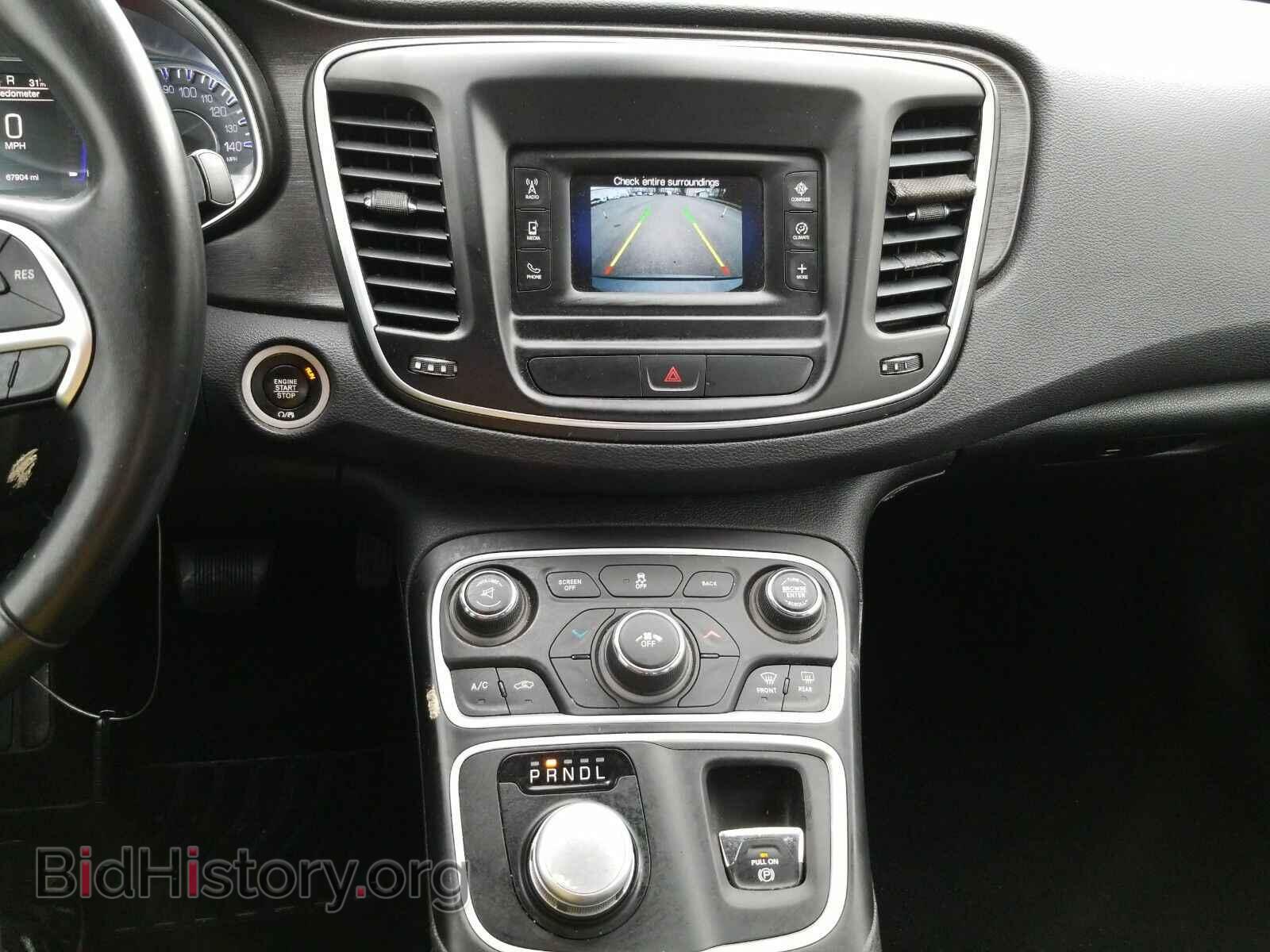 2017 Chrysler 200 - VIN: 1C3CCCFB2HN506785 - Фото 4