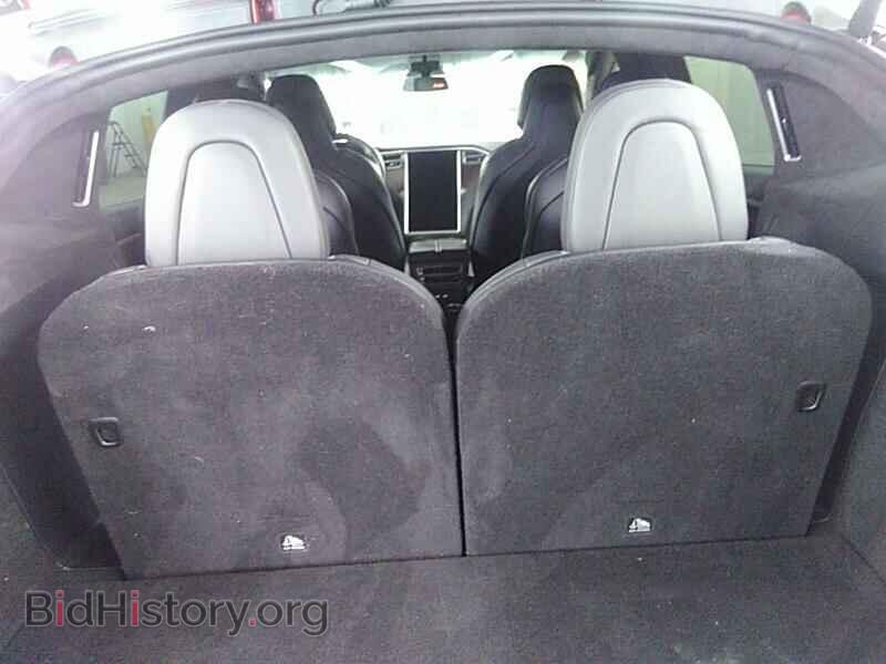 2017 Tesla Model X - VIN: 5YJXCBE45HF051729 - Фото 7