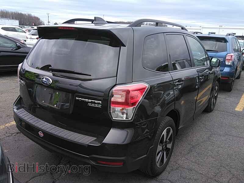 2017 Subaru Forester - VIN: JF2SJAGC8HH421376 - Фото 2