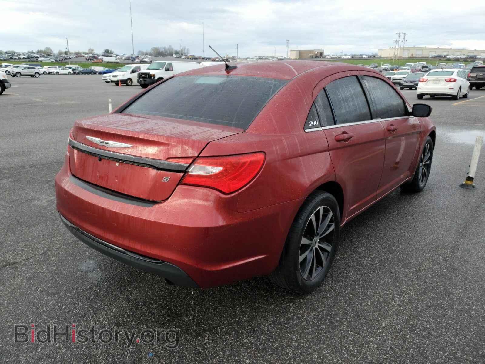 2013 Chrysler 200 - VIN: 1C3CCBBB6DN627720 - Photo 2
