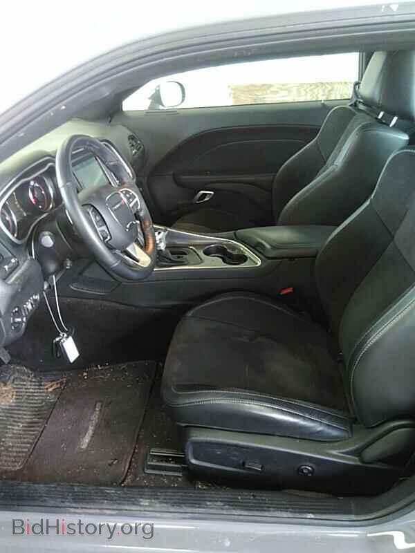 2017 Dodge Challenger - VIN: 2C3CDZGG9HH555856 - Фото 3
