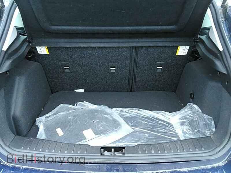 2016 Ford Focus - VIN: 1FADP3K20GL397754 - Photo 7