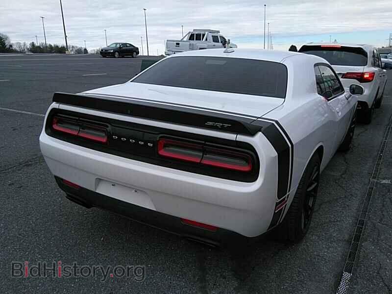 2015 Dodge Challenger - VIN: 2C3CDZC94FH720300 - Фото 2