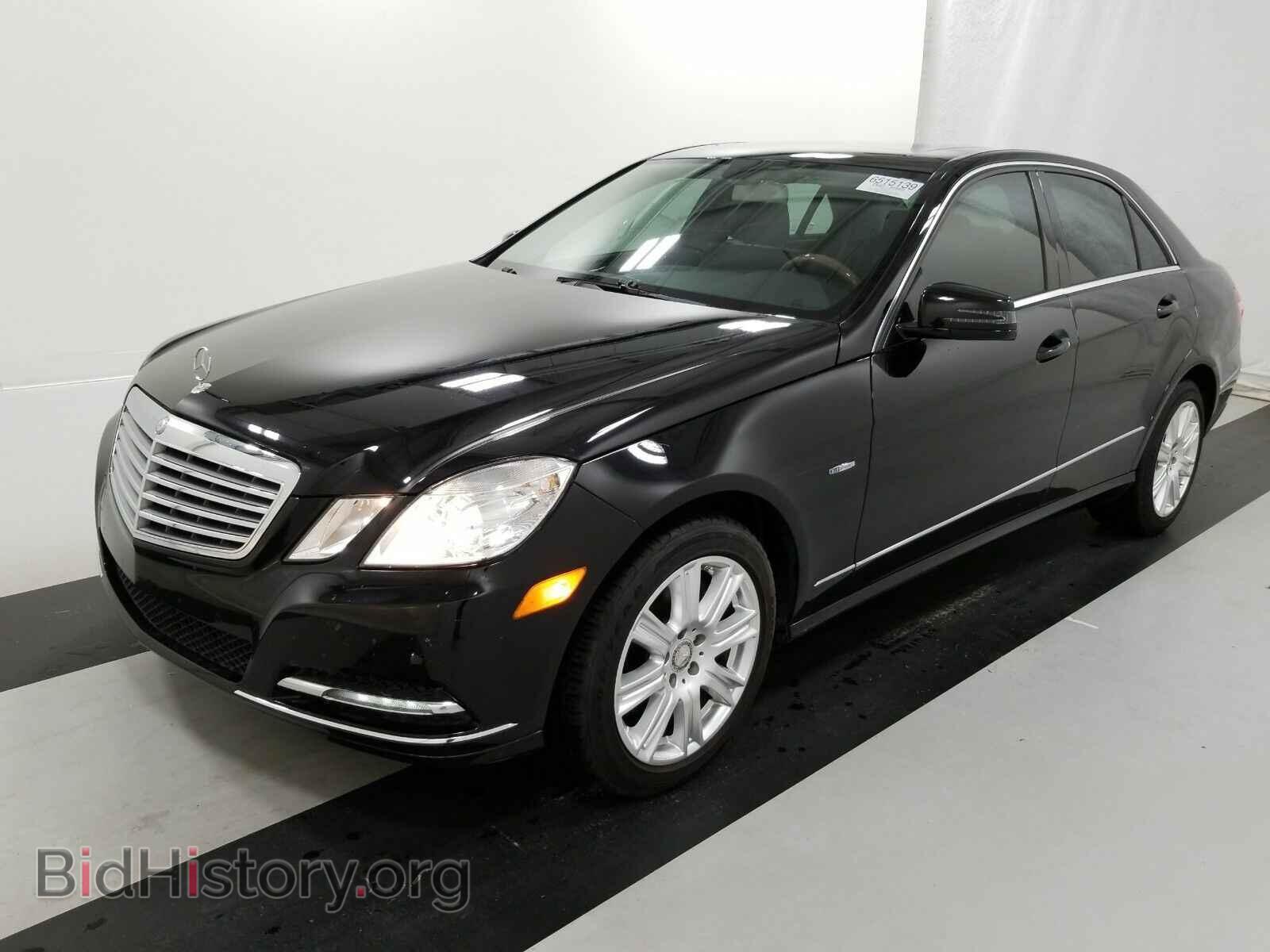 Photo WDDHF5KB8CA659879 - Mercedes-Benz E-Class 2012