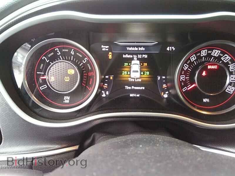 2015 Dodge Challenger - VIN: 2C3CDZFJ9FH833231 - Фото 5