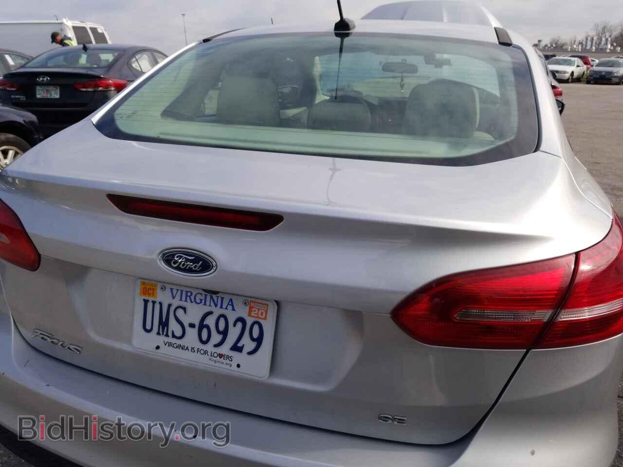 2018 Ford Focus - VIN: 1FADP3F22JL326850 - Фото 7