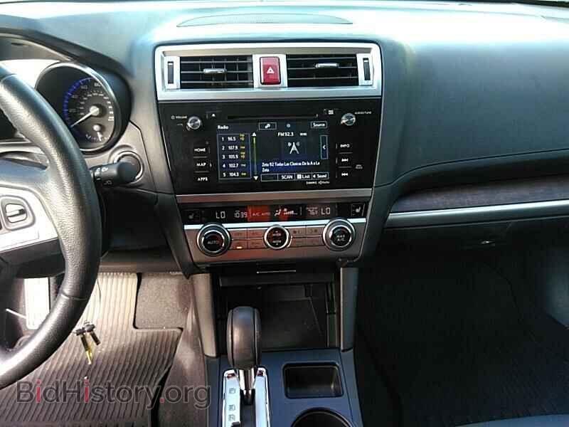 2017 Subaru Outback - VIN: 4S4BSANC8H3325898 - Фото 4