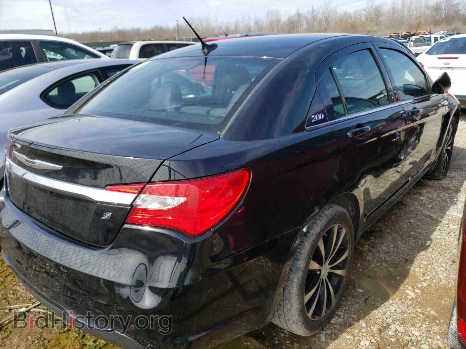 2013 Chrysler 200 - VIN: 1C3CCBBB9DN600978 - Фото 2